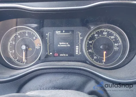 2019 Jeep Cherokee Latitude Plus Fwd from USA, damaged, VIN 1C4PJLLB5KD393323